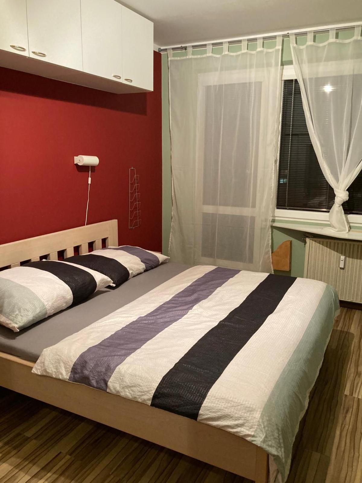 Apartman Hodonin 7 7 7 2 3 4 1 9 4 Exterior foto